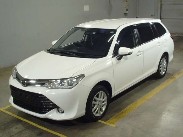 2055 Toyota Corolla fielder NZE164G 2017 г. (TAA Hokkaido)